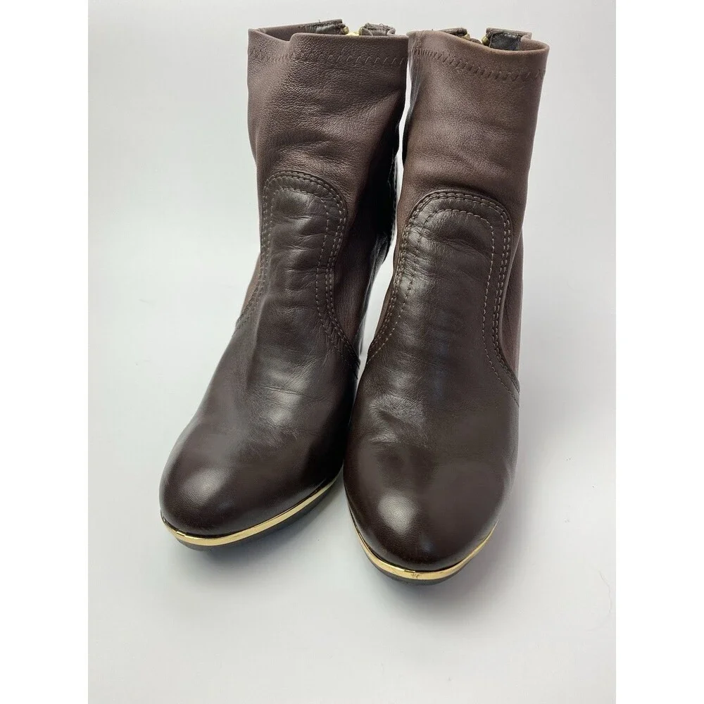 Tory Burch Brown Soft Leather Boots 9.5 M Back Zip Gold Logo & Toe Rim